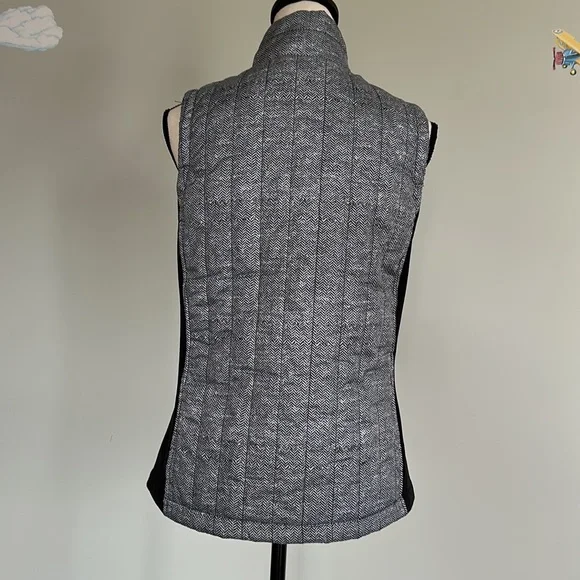 Black and Gray Vest Jacket - Picture 5 of 8
